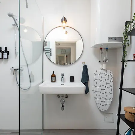 Appartement Luxury Design Altstadt - 3br & Free Parking By Hero Homes
