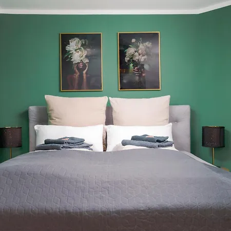 Appartement Luxury Design Altstadt - 3br & Free Parking By Hero Homes Graz