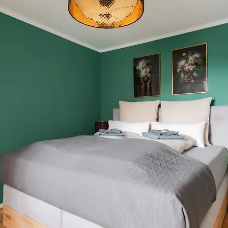Appartement Luxury Design Altstadt - 3br & Free Parking By Hero Homes