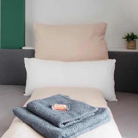 Luxury Design Altstadt - 3br & Free Parking By Hero Homes Graz